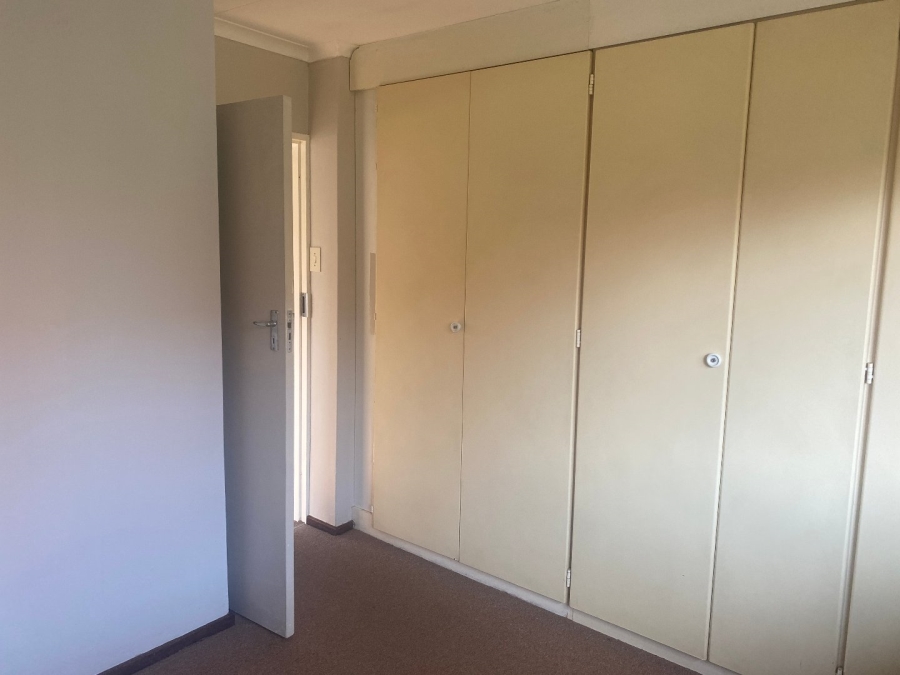 3 Bedroom Property for Sale in Garsfontein Gauteng