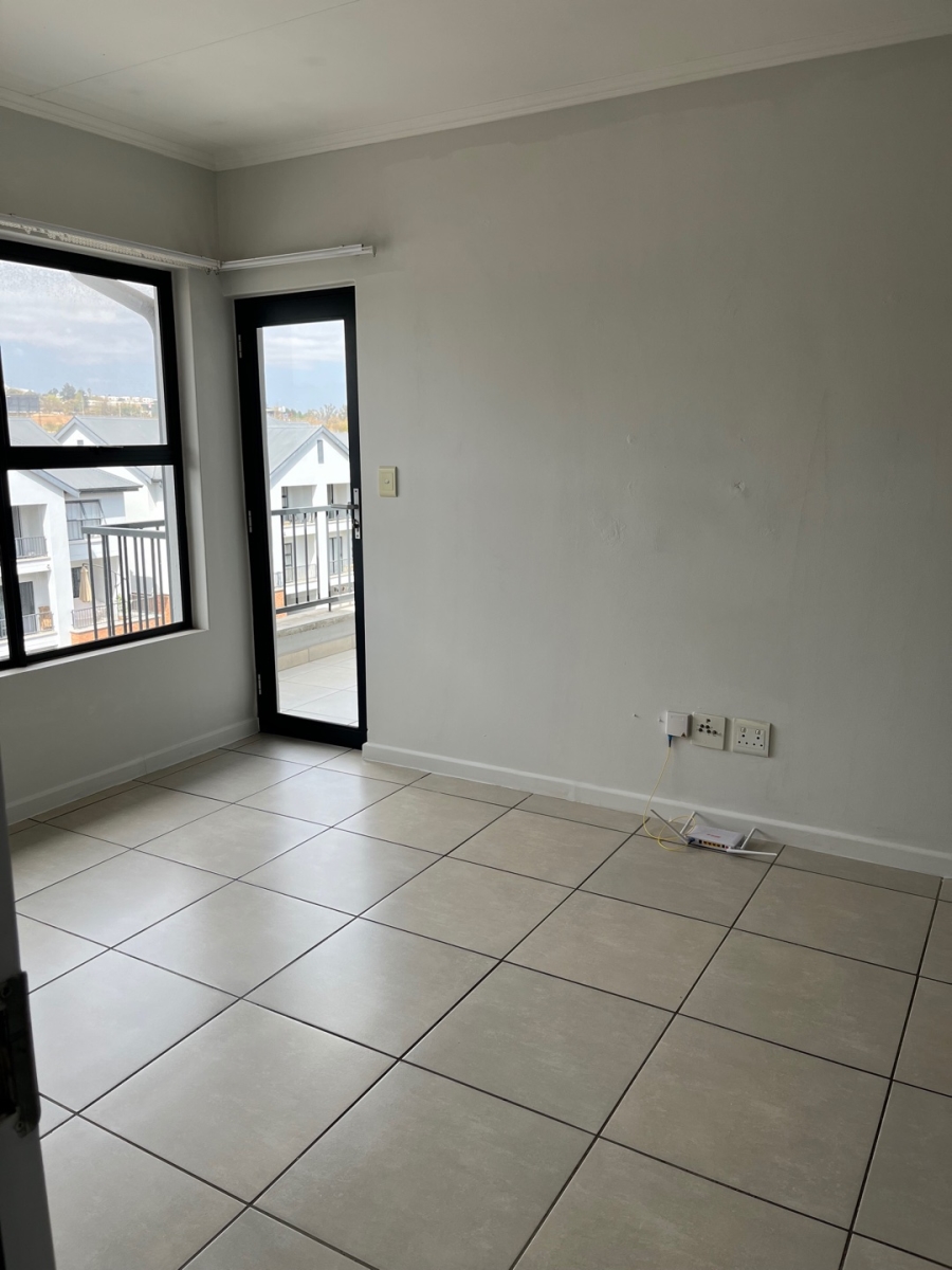 To Let 1 Bedroom Property for Rent in Olivedale Gauteng