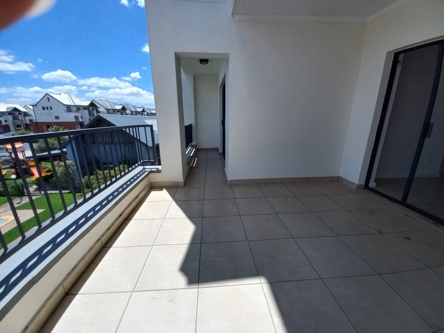 To Let  Bedroom Property for Rent in Greenstone Hill Gauteng