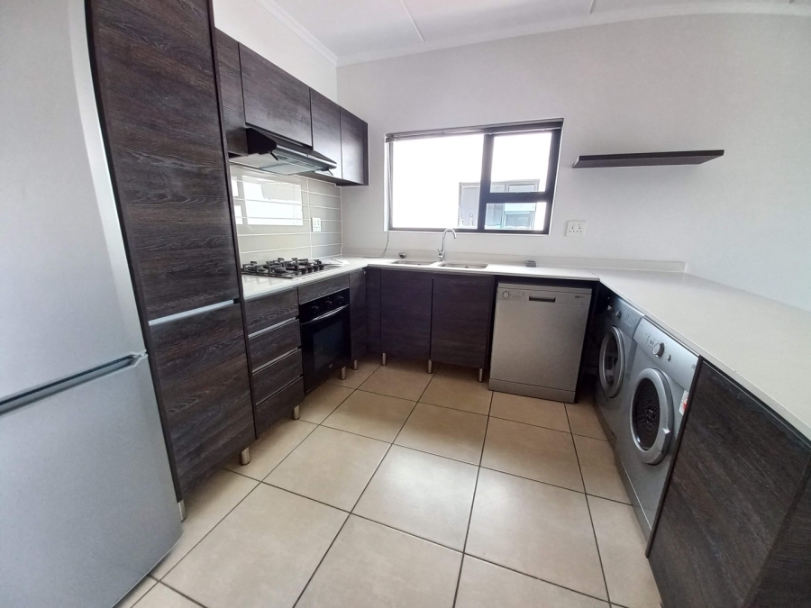 To Let  Bedroom Property for Rent in Greenstone Hill Gauteng