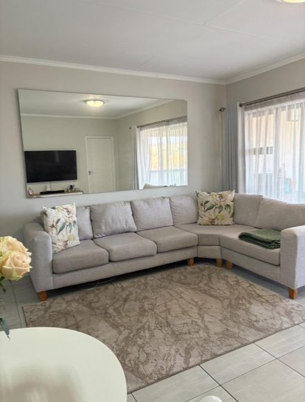 1 Bedroom Property for Sale in Waterfall Gauteng