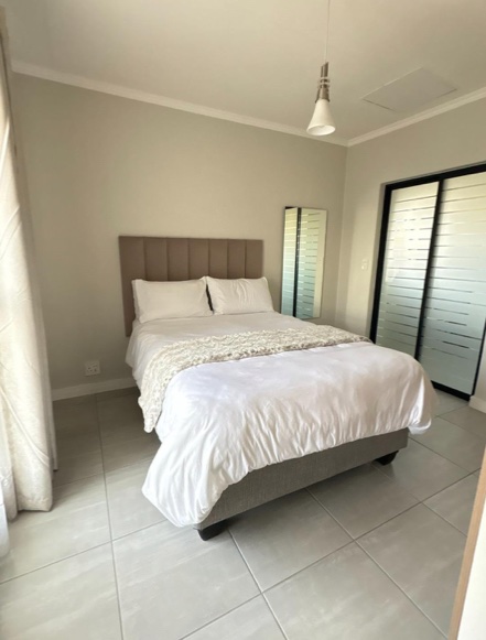 1 Bedroom Property for Sale in Waterfall Gauteng