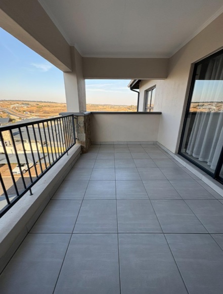1 Bedroom Property for Sale in Waterfall Gauteng