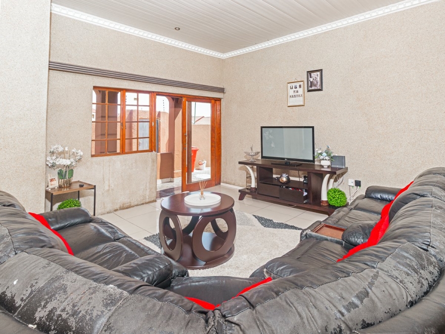 4 Bedroom Property for Sale in Kenilworth Gauteng