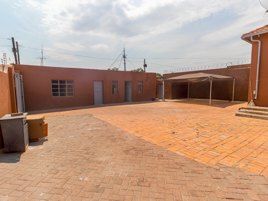 4 Bedroom Property for Sale in Kenilworth Gauteng