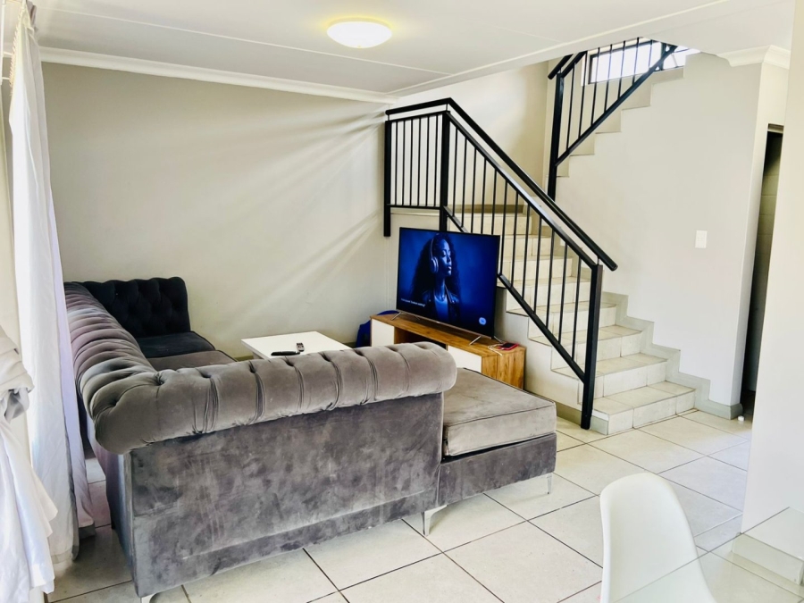 2 Bedroom Property for Sale in Montana Gauteng