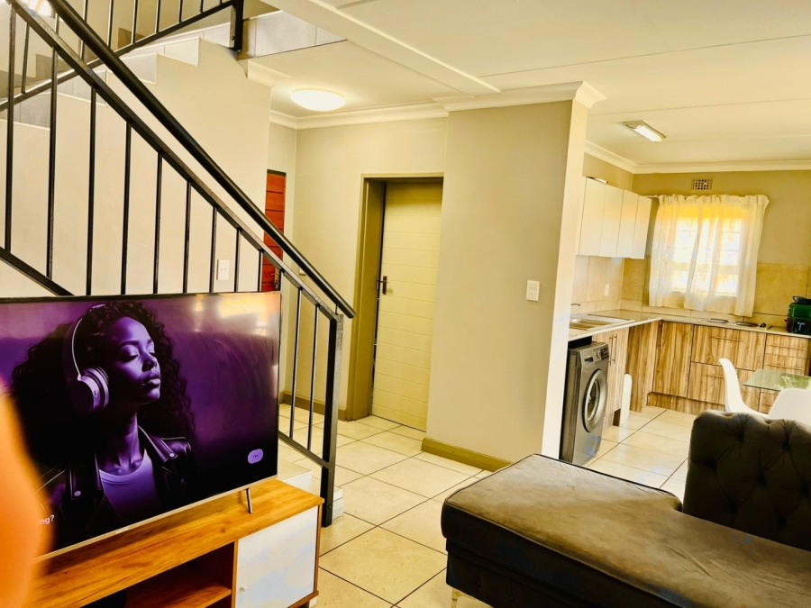2 Bedroom Property for Sale in Montana Gauteng