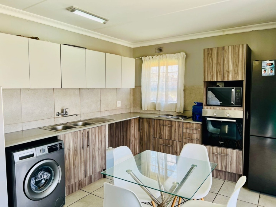 To Let 3 Bedroom Property for Rent in Montana Gauteng