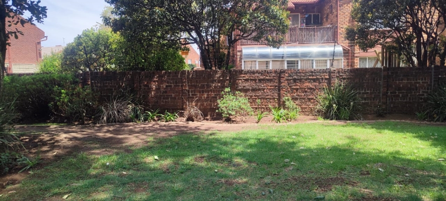 To Let 3 Bedroom Property for Rent in Brackenhurst Gauteng