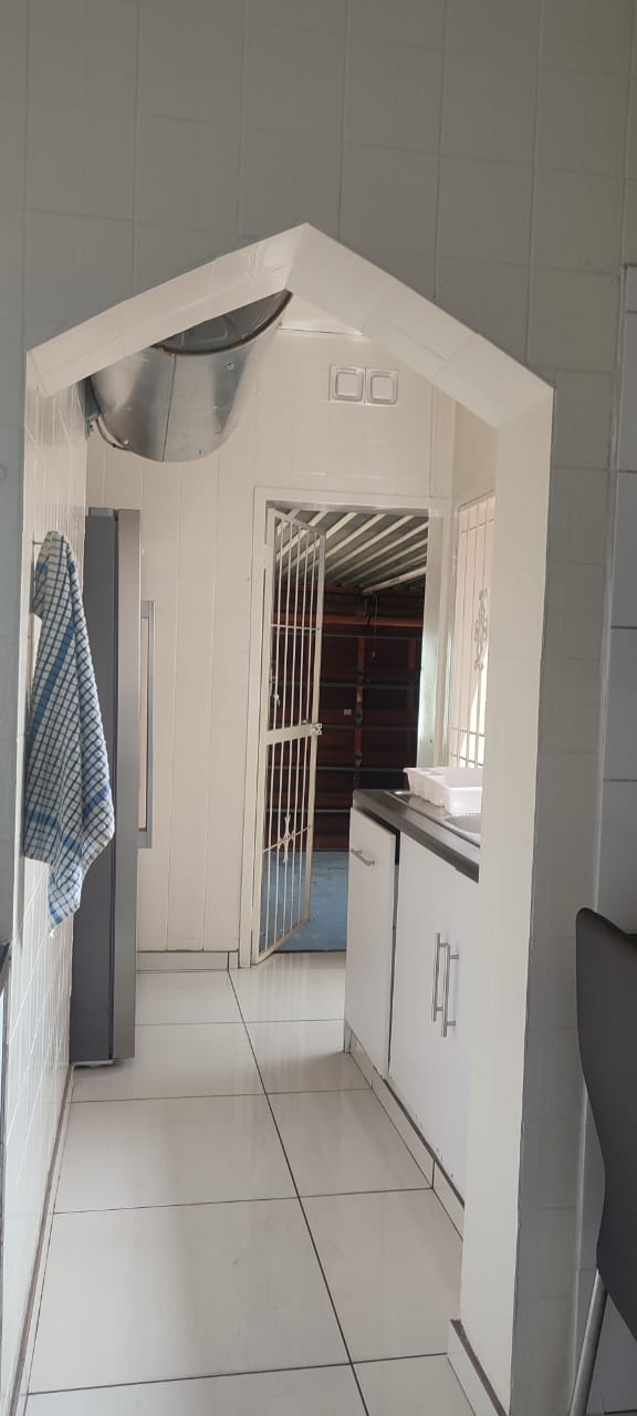To Let 3 Bedroom Property for Rent in Brackenhurst Gauteng