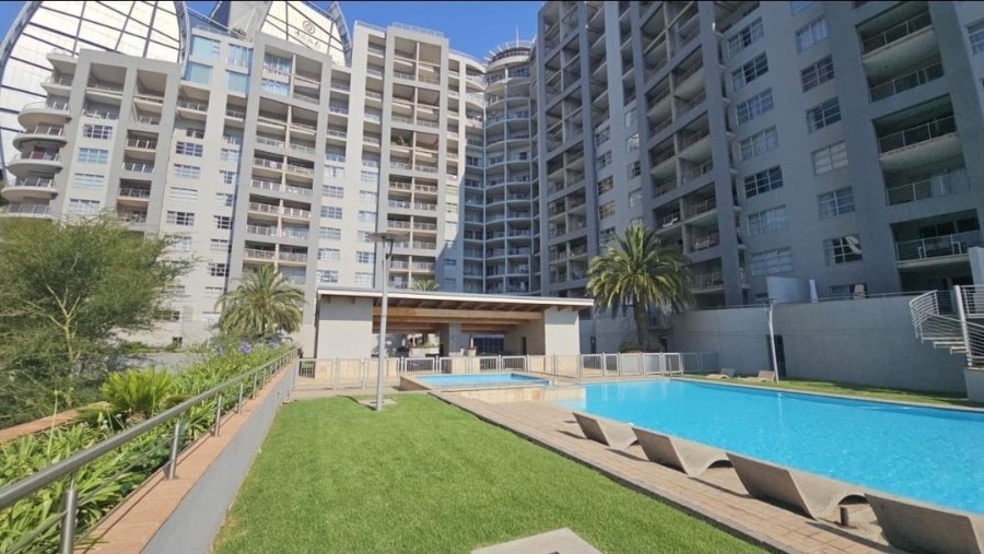 1 Bedroom Property for Sale in Sandhurst Gauteng