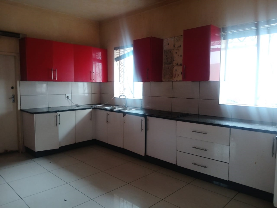 3 Bedroom Property for Sale in Observatory Gauteng