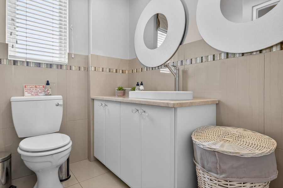 To Let 2 Bedroom Property for Rent in Kyalami Ah Ext 1 Gauteng