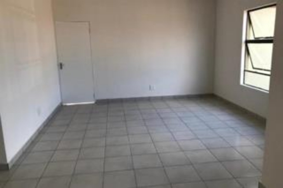 3 Bedroom Property for Sale in Windmill Park Gauteng