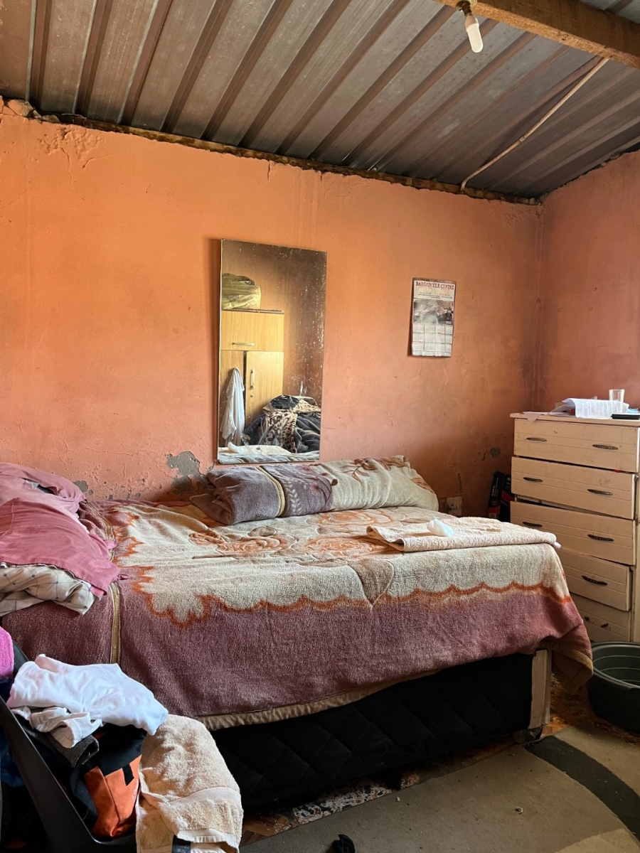 2 Bedroom Property for Sale in Thulani Gauteng