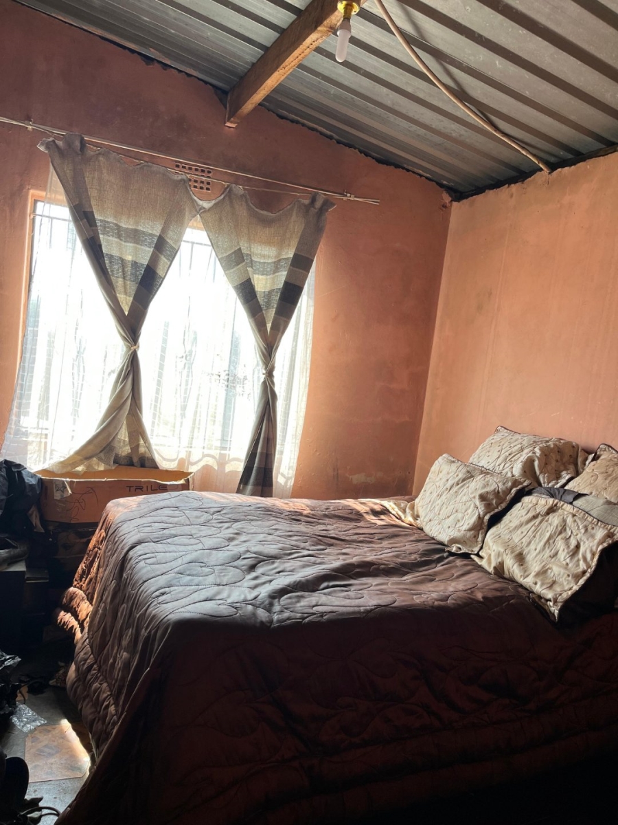 2 Bedroom Property for Sale in Thulani Gauteng