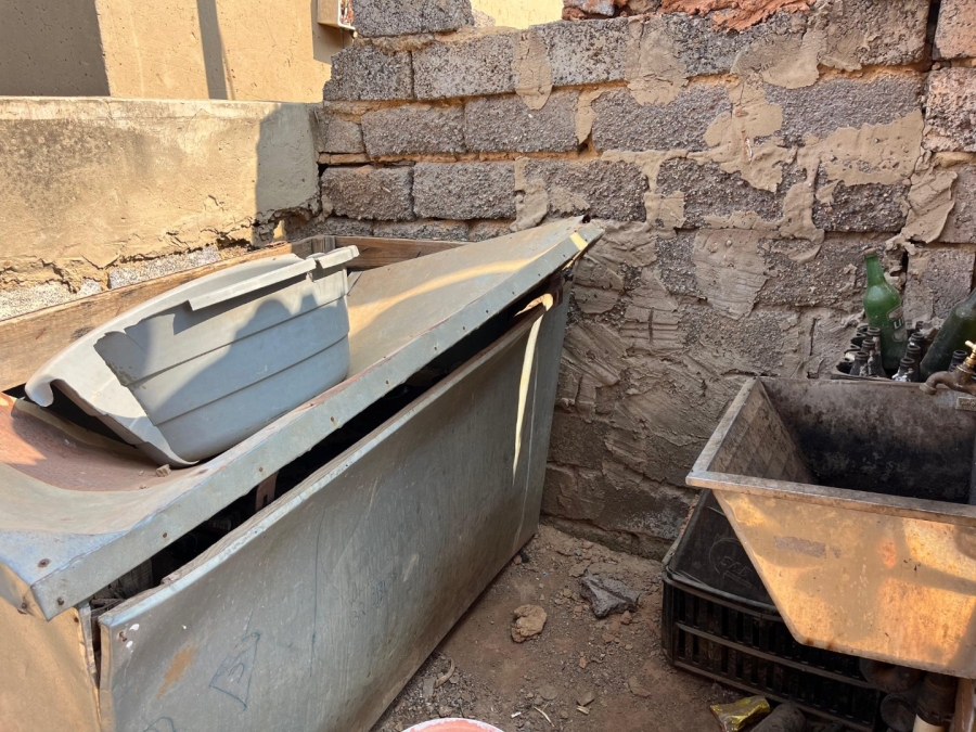 2 Bedroom Property for Sale in Thulani Gauteng