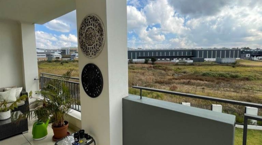 To Let 2 Bedroom Property for Rent in Modderfontein Gauteng