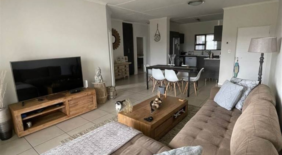 To Let 2 Bedroom Property for Rent in Modderfontein Gauteng