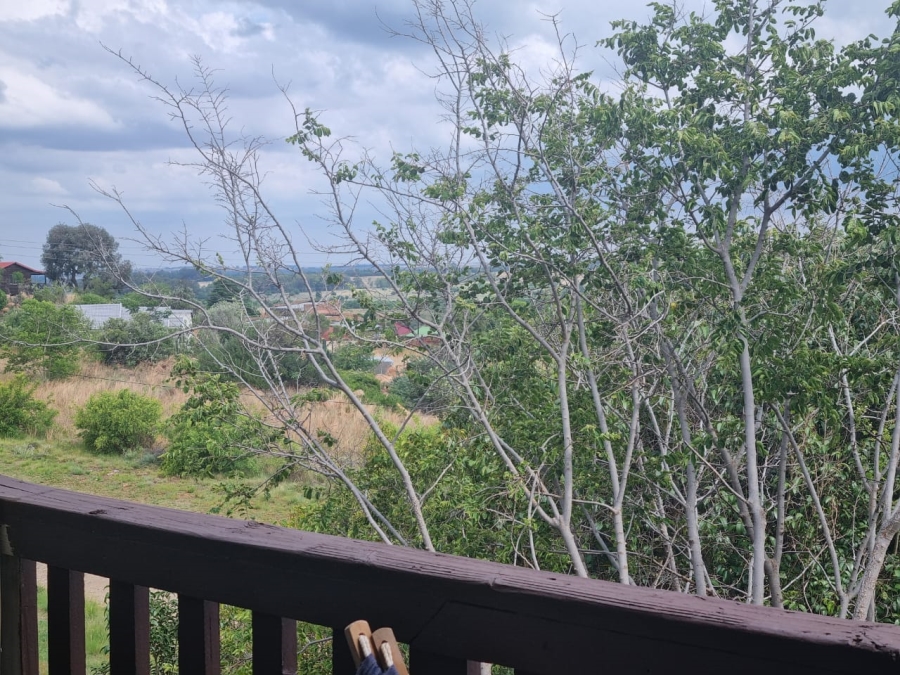 3 Bedroom Property for Sale in Vaaloewer Gauteng