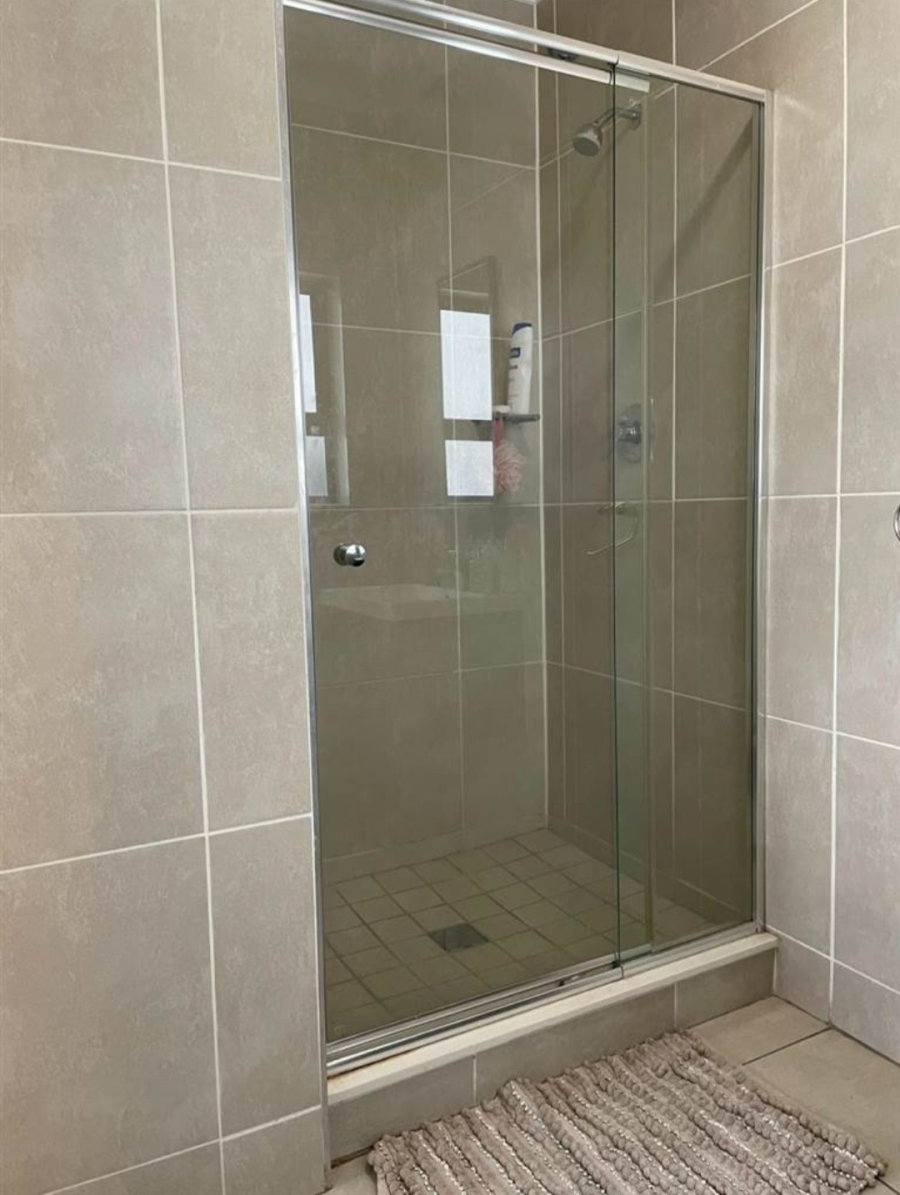 To Let  Bedroom Property for Rent in Petervale Gauteng