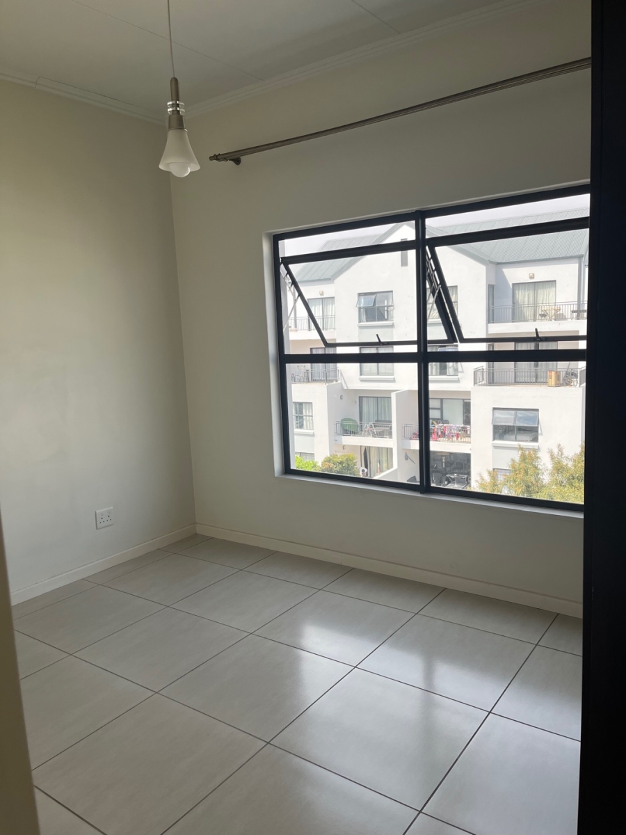 To Let 2 Bedroom Property for Rent in Greenstone Hill Gauteng