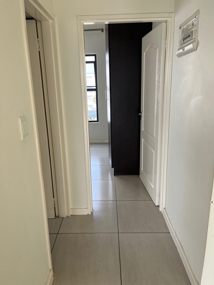 To Let 2 Bedroom Property for Rent in Greenstone Hill Gauteng