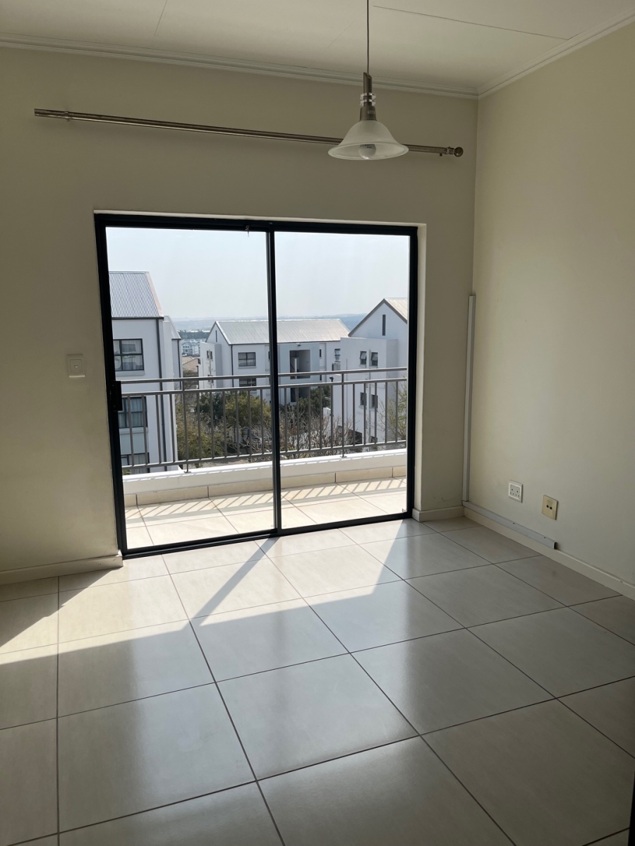 To Let 2 Bedroom Property for Rent in Greenstone Hill Gauteng