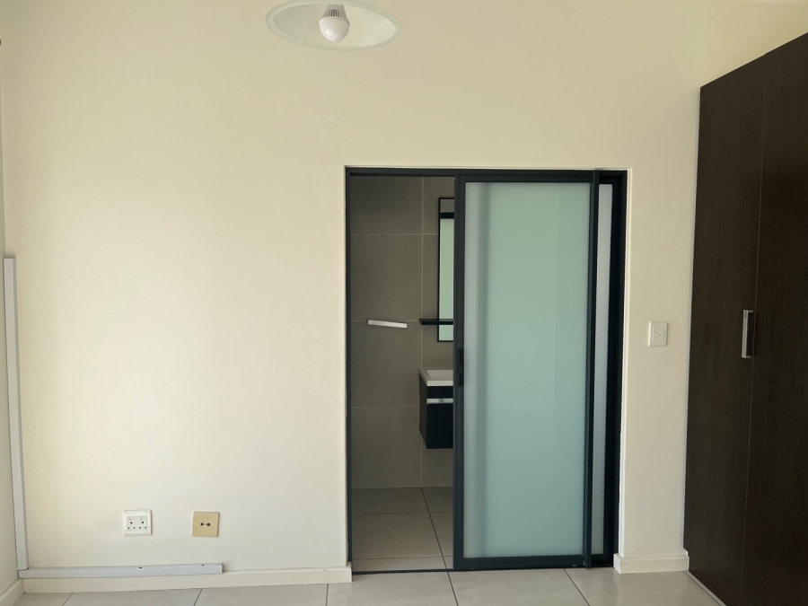 To Let 2 Bedroom Property for Rent in Greenstone Hill Gauteng