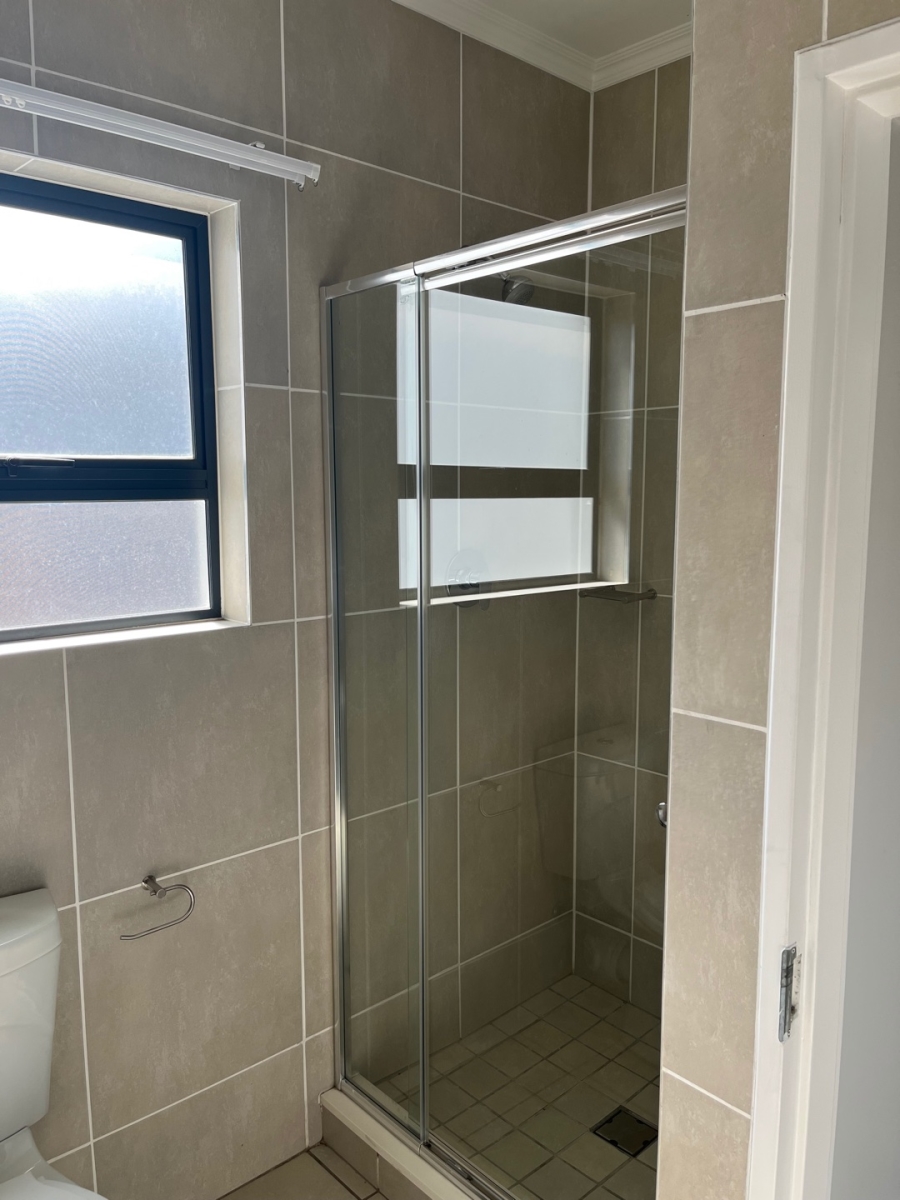 To Let 2 Bedroom Property for Rent in Olivedale Gauteng