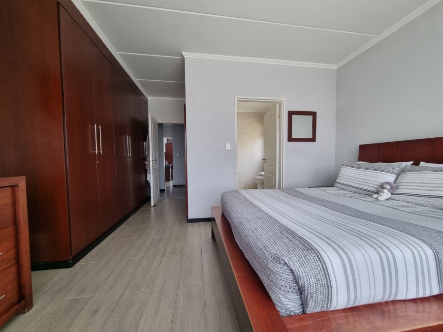 3 Bedroom Property for Sale in Bedfordview Gauteng