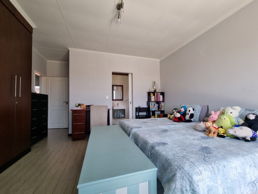 3 Bedroom Property for Sale in Bedfordview Gauteng