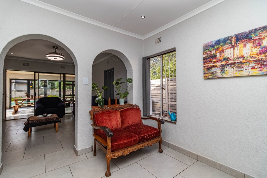 5 Bedroom Property for Sale in Pomona Gauteng