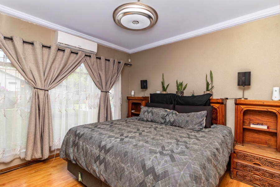 5 Bedroom Property for Sale in Pomona Gauteng