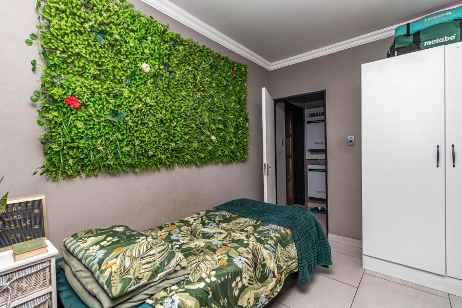 5 Bedroom Property for Sale in Pomona Gauteng