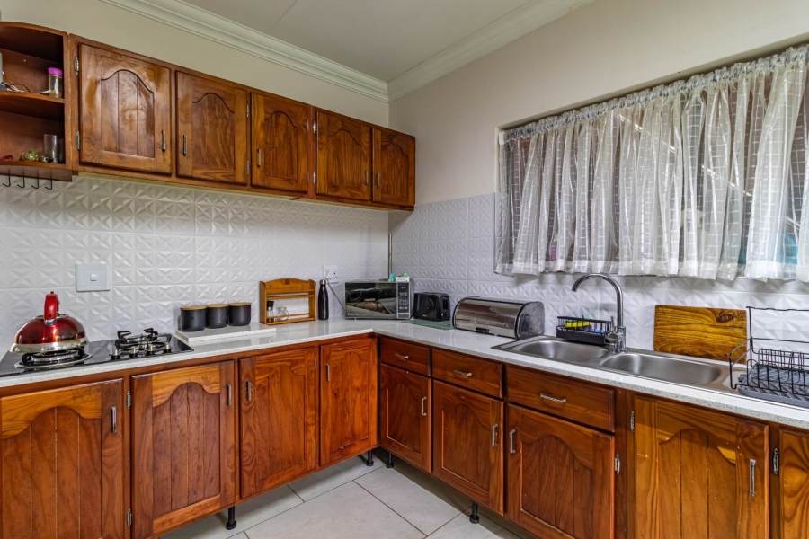 5 Bedroom Property for Sale in Pomona Gauteng