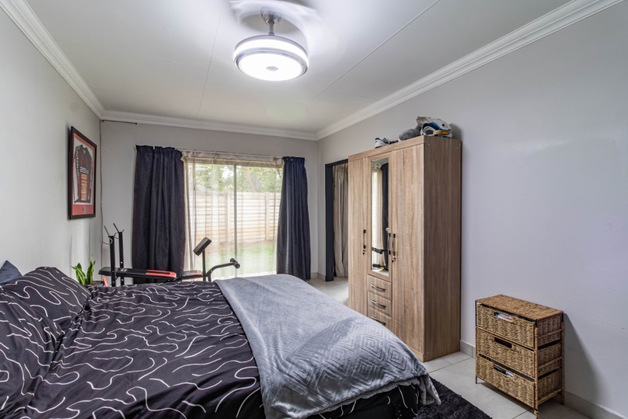 5 Bedroom Property for Sale in Pomona Gauteng