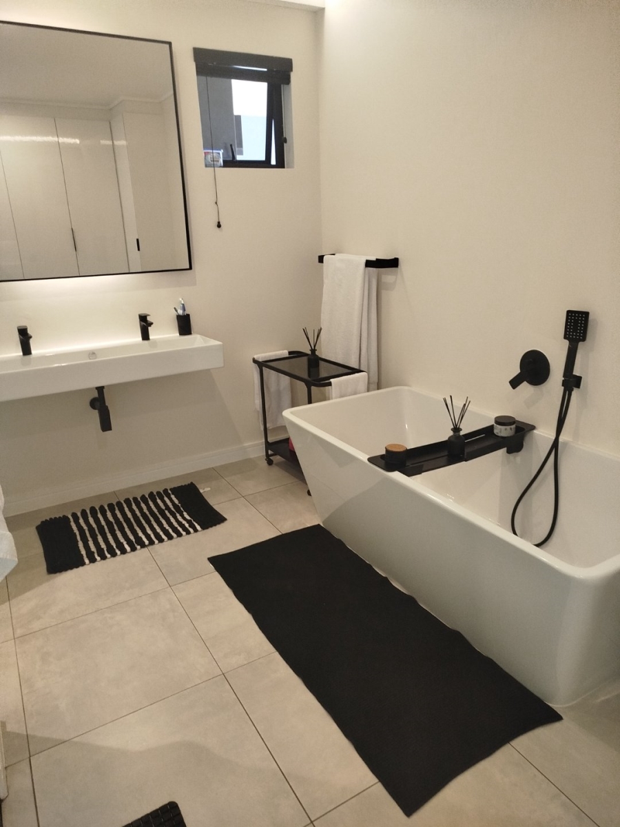 To Let 3 Bedroom Property for Rent in Hyde Park Gauteng