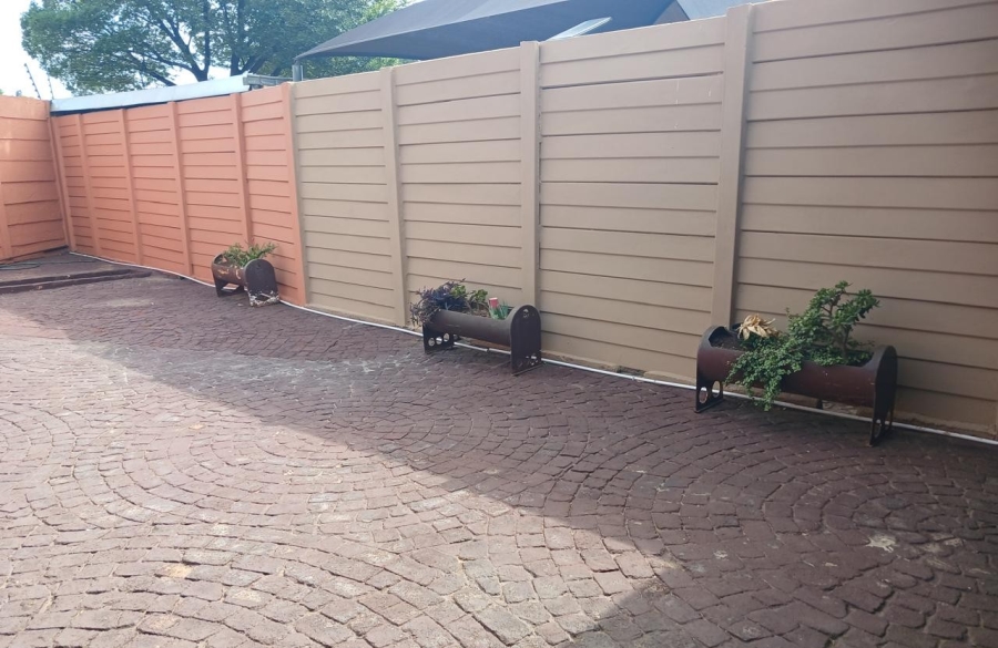 To Let 3 Bedroom Property for Rent in Van Dyk Park Gauteng