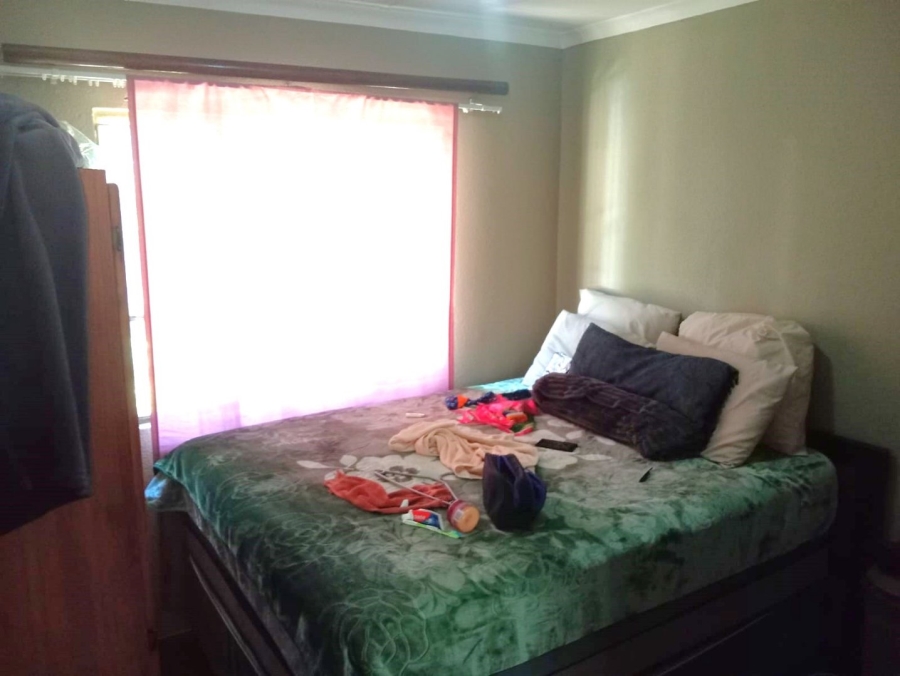 To Let 3 Bedroom Property for Rent in Ormonde Gauteng
