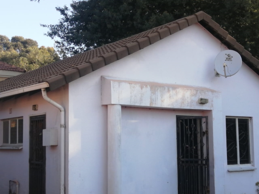 To Let 3 Bedroom Property for Rent in Ormonde Gauteng
