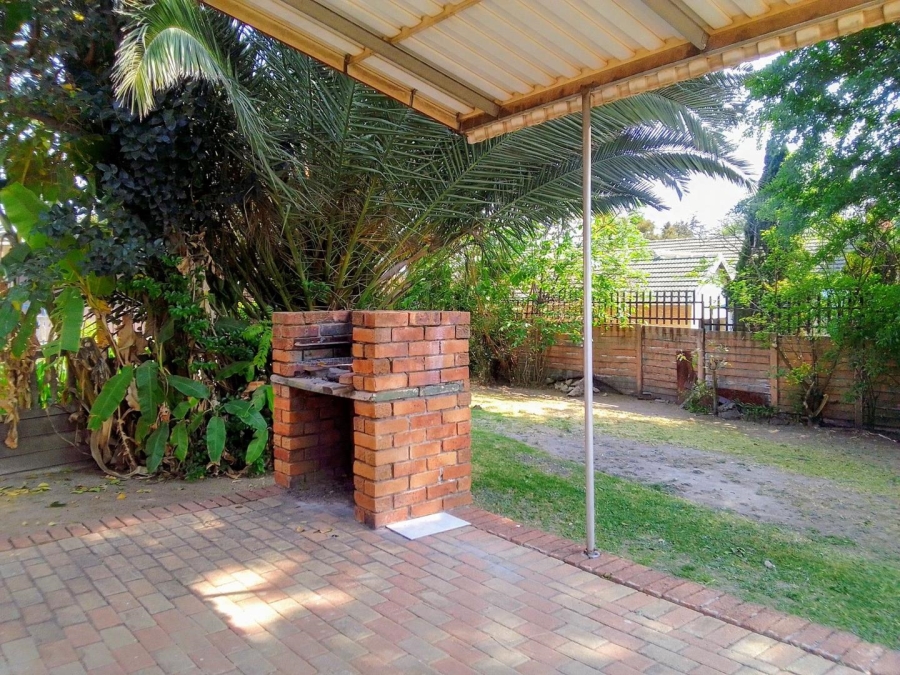 To Let 3 Bedroom Property for Rent in Birch Acres Gauteng