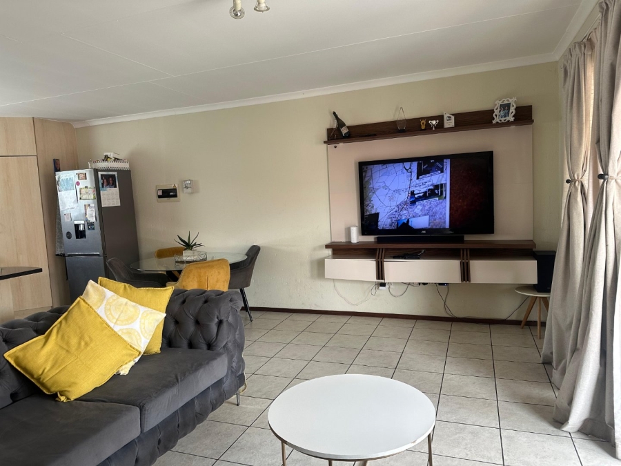 2 Bedroom Property for Sale in Rynfield A H Gauteng