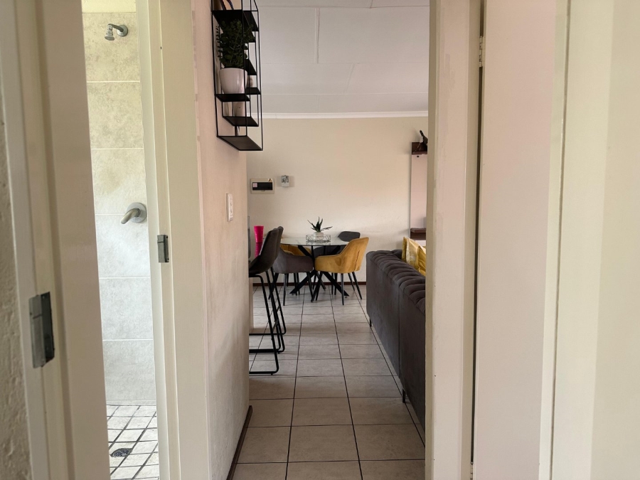 2 Bedroom Property for Sale in Rynfield A H Gauteng