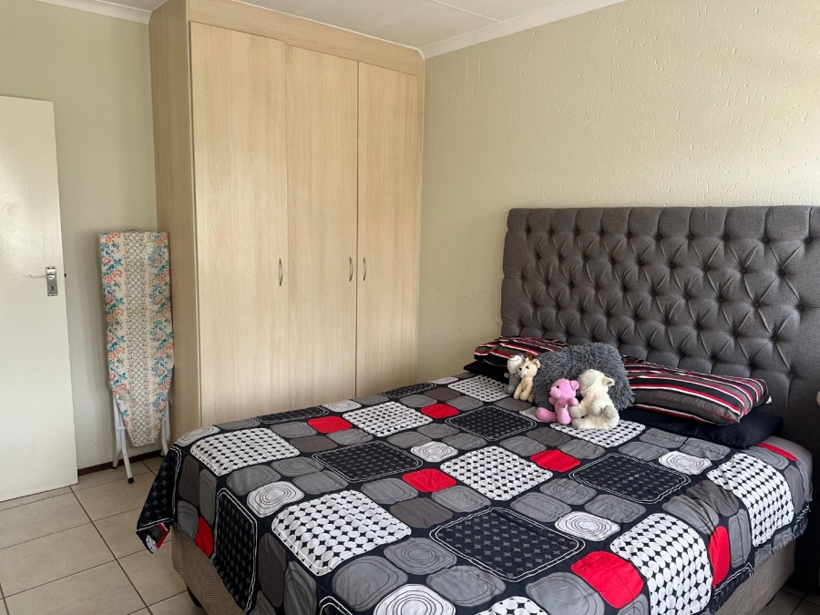 2 Bedroom Property for Sale in Rynfield A H Gauteng