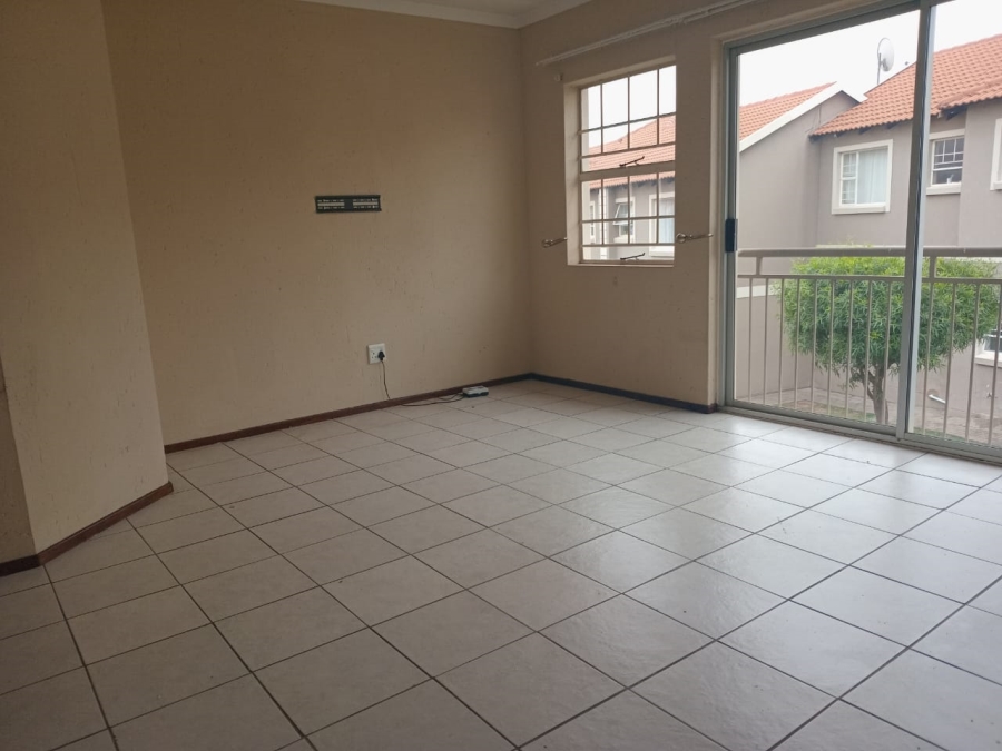 To Let 2 Bedroom Property for Rent in Rynfield A H Gauteng