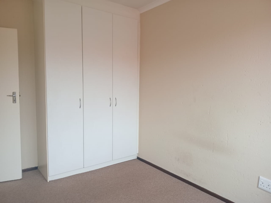 To Let 2 Bedroom Property for Rent in Rynfield A H Gauteng