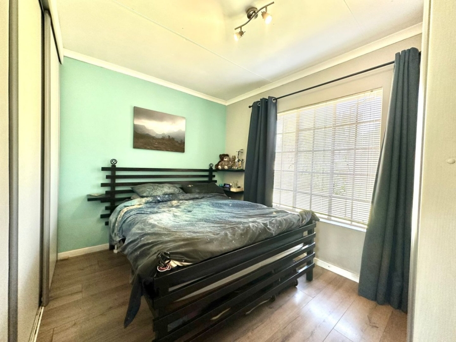 2 Bedroom Property for Sale in Albemarle Gauteng