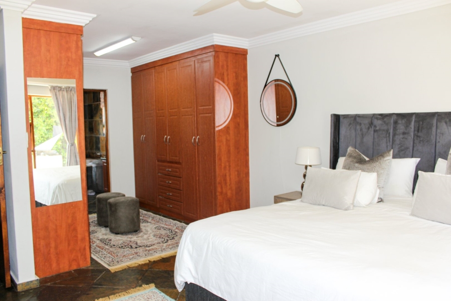 6 Bedroom Property for Sale in Midstream Estate Gauteng