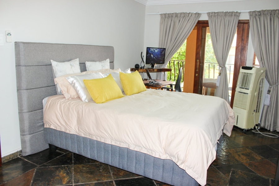 6 Bedroom Property for Sale in Midstream Estate Gauteng